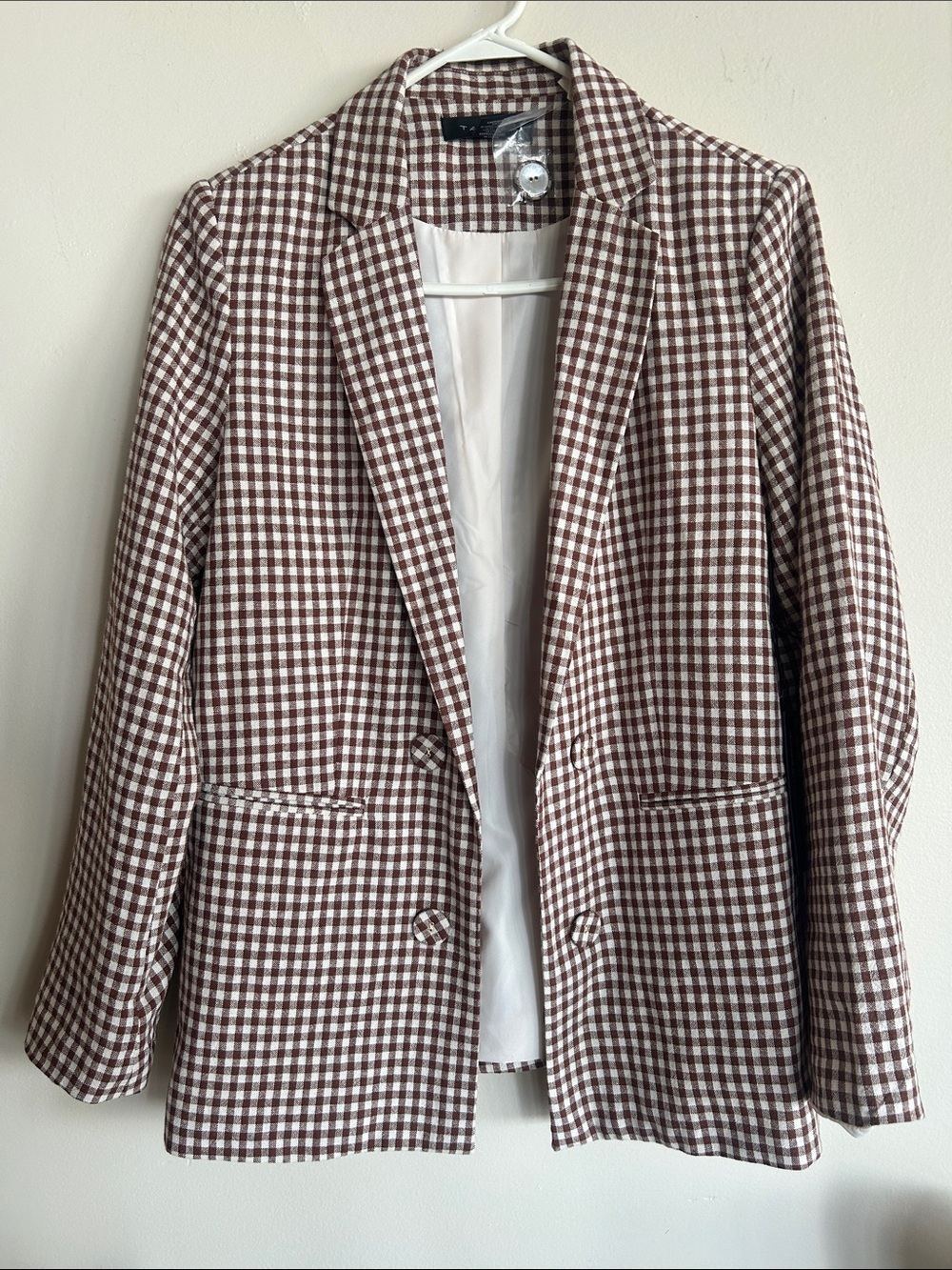 Tahari Brown and White Gingham Blazer